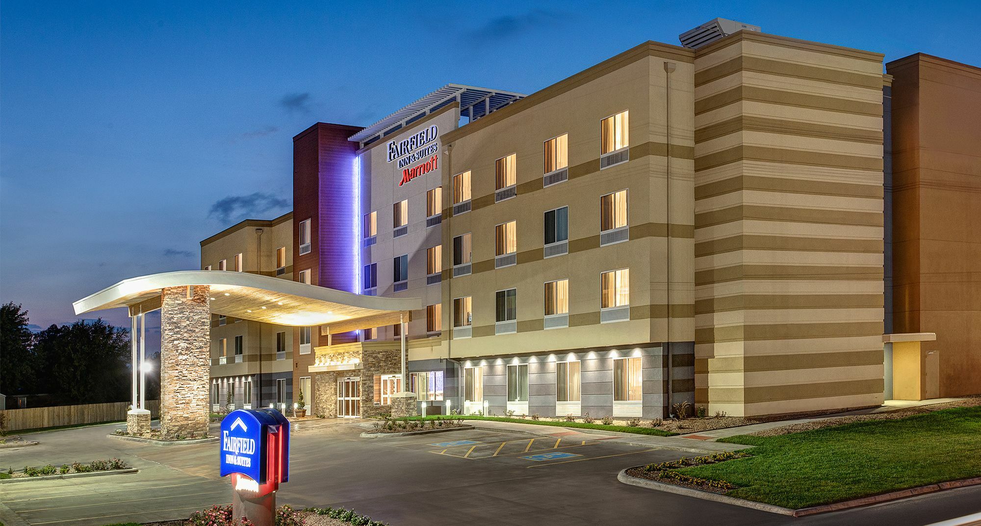Fairfield Inn & Suites By Marriott Dallas Downtown Экстерьер фото